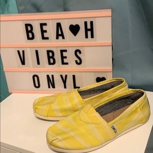 Yellow Toms size 6